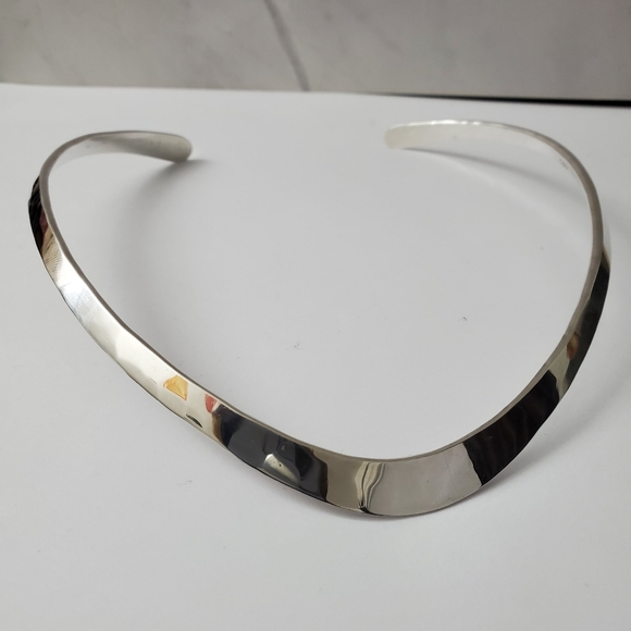 Sterling Silver 925 Solid Sterling Heavy V Neck Cuff Necklace - Picture 2 of 11